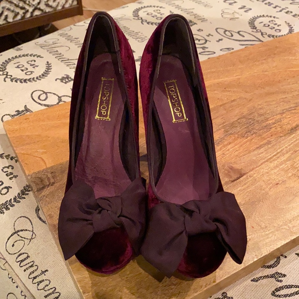 Topshop Merlot velvet heels sz 38